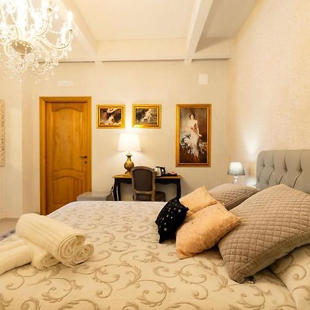 Palazzo Badiale History&Rooms Atella Exterior foto